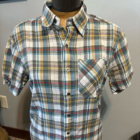 Kuhl Womens Small Short Sleeve Button Down Shirt - Picture 1 of 5